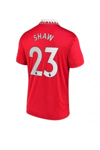 Manchester United Luke Shaw #23 Voetbaltruitje Thuis tenue 2022-23 Korte Mouw
